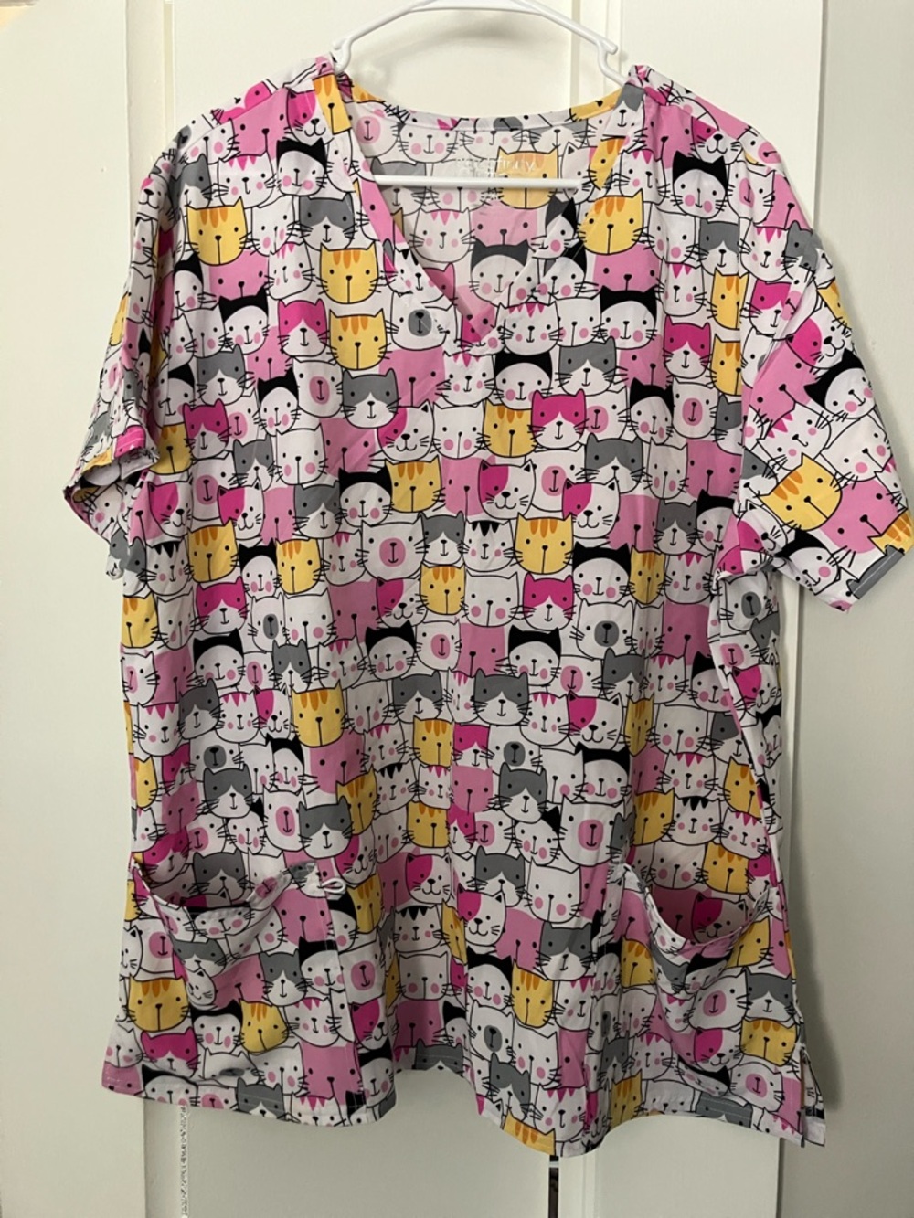Women's Pink Cat-Print V-Neck Top